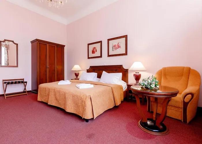 Hotel Ester Karlovy Vary Ngoại thất bức ảnh