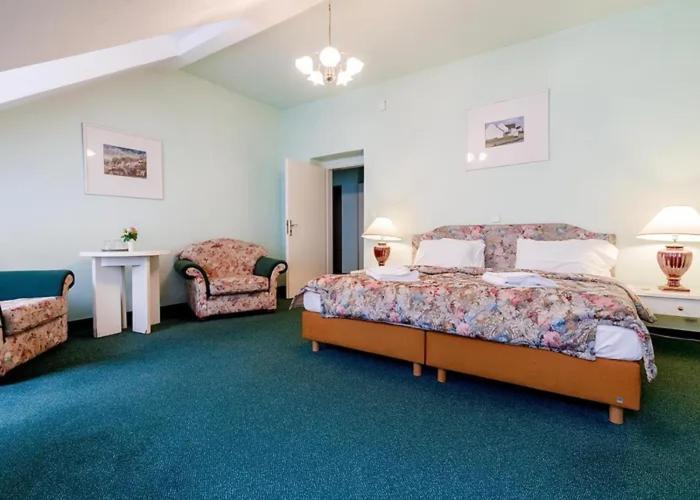 Hotel Ester Karlovy Vary Ngoại thất bức ảnh