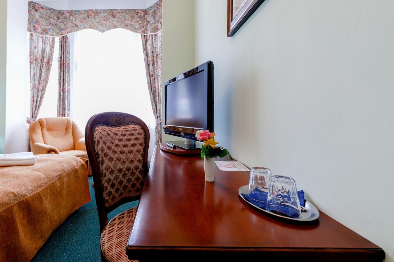 Hotel Ester Karlovy Vary Ngoại thất bức ảnh