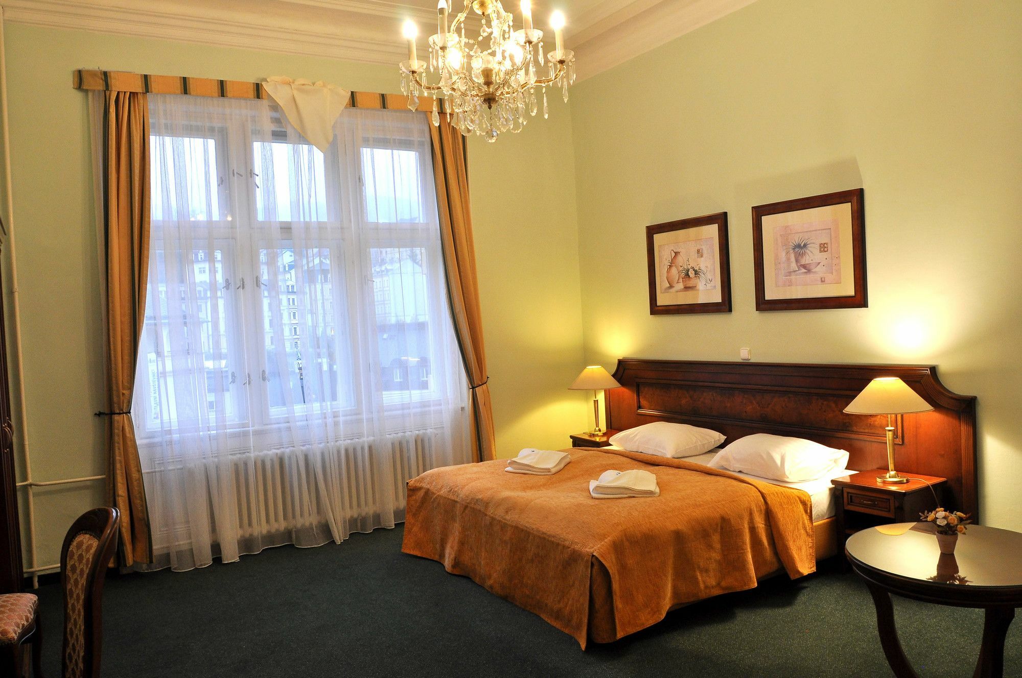 Hotel Ester Karlovy Vary Ngoại thất bức ảnh